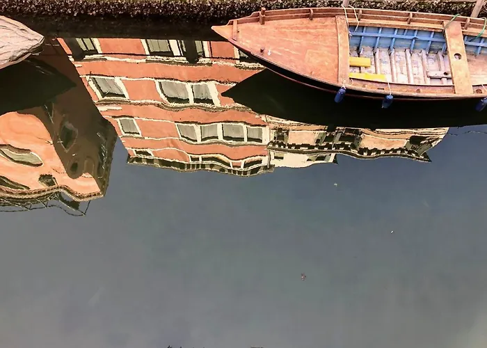 ベッド・アンド・ブレックファスト Ca Del Poeta