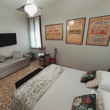 Cà Del Poeta Couette-café