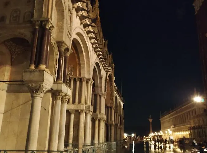 Ca Del Poeta Bed & Breakfast Venetië